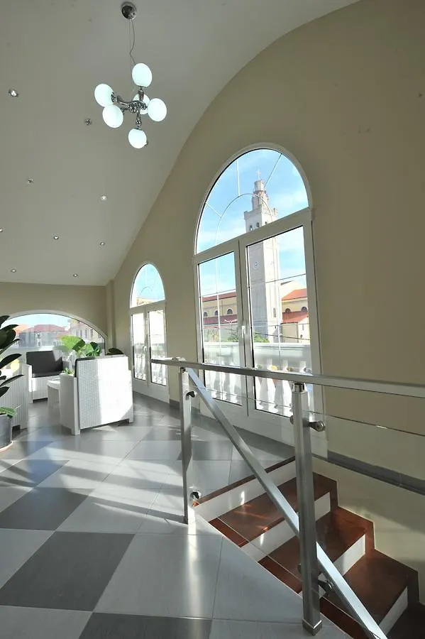Rose Garden Hotel Shkoder