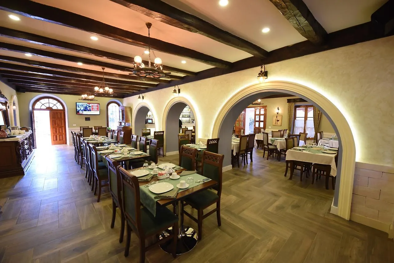Rose Garden Hotel Shkoder