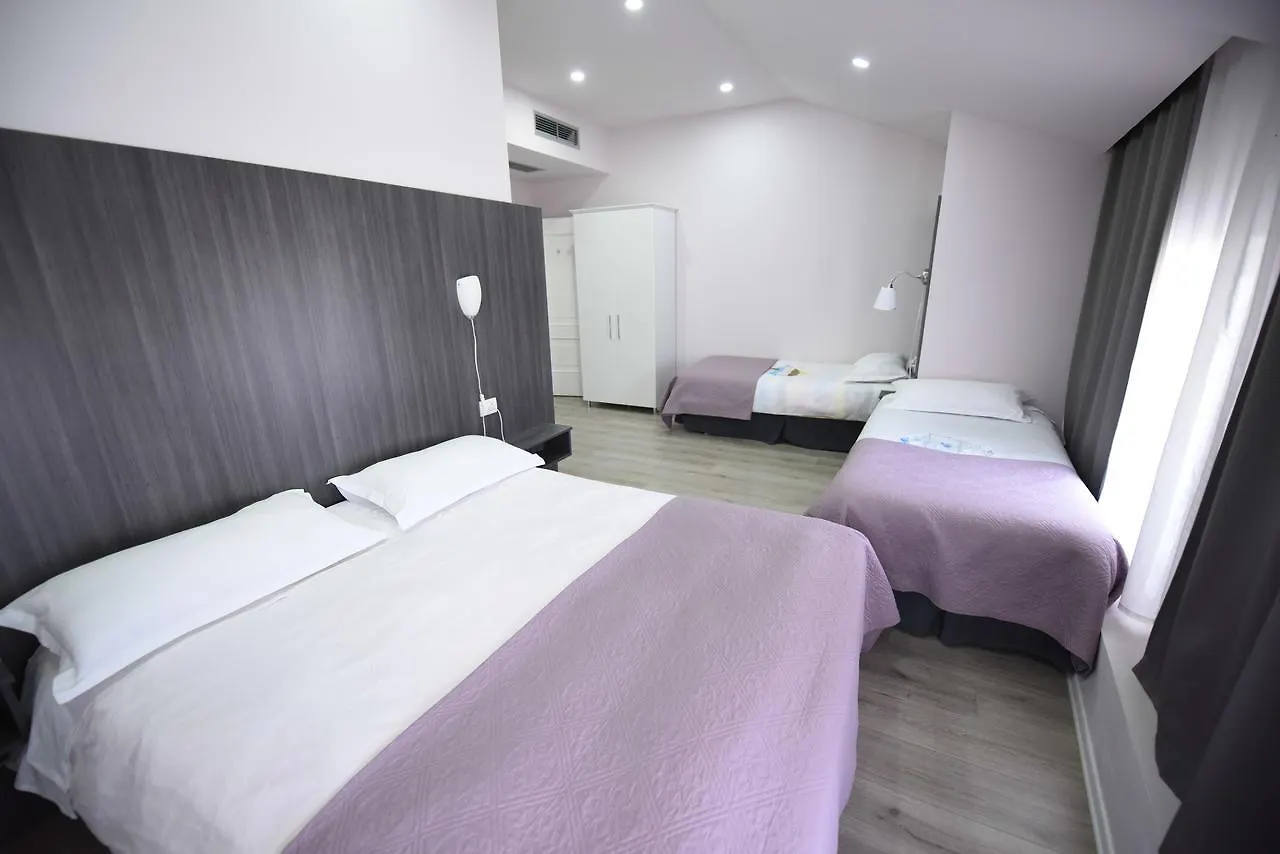 Rose Garden Hotel Shkoder 3*,  Albania