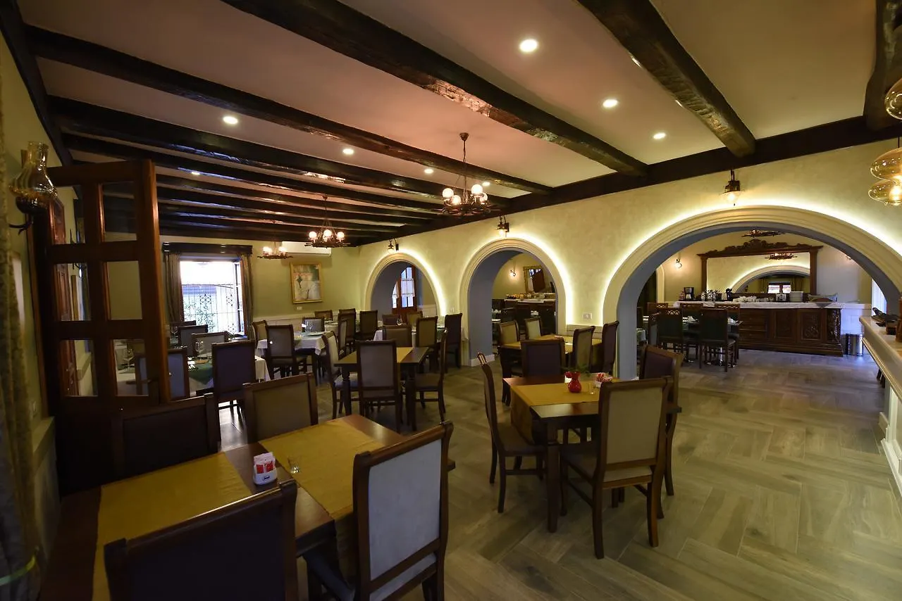 Rose Garden Hotel Shkoder