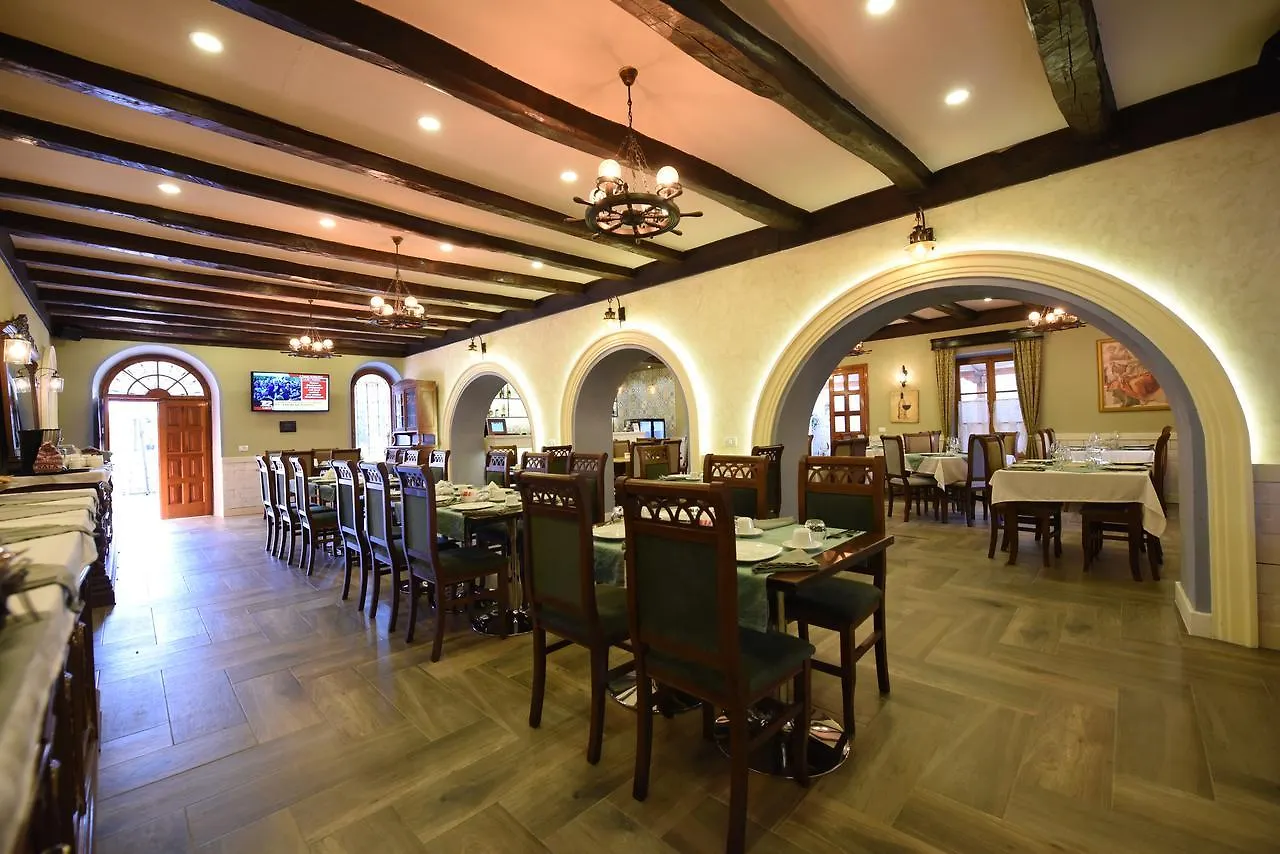Rose Garden Hotel Shkoder