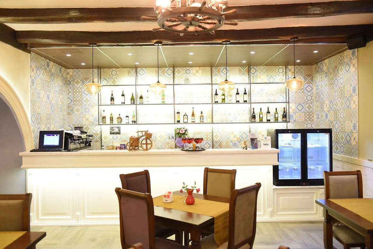 Rose Garden Hotel Shkoder
